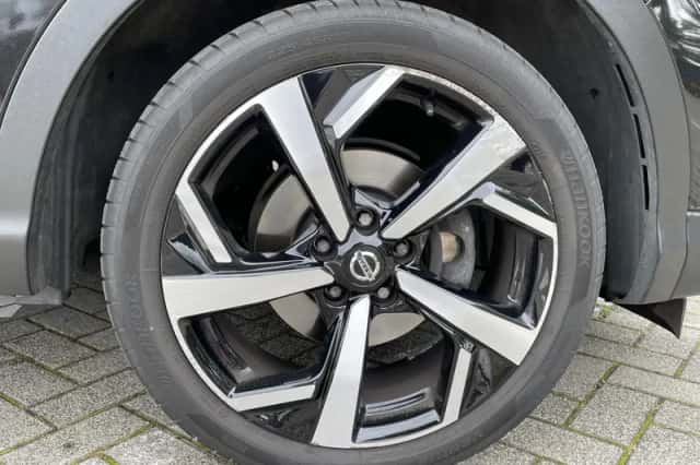 Nissan Qashqai (2021) thumbnail 4