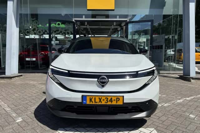 Nissan Leaf (2026) thumbnail 2