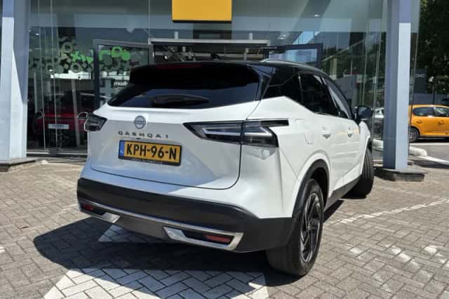 Nissan Qashqai (2024) thumbnail 4