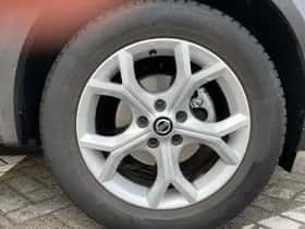Nissan Juke (2021) thumbnail 5