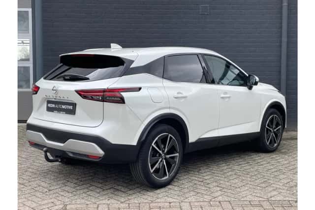 Nissan Qashqai (2022) thumbnail 2