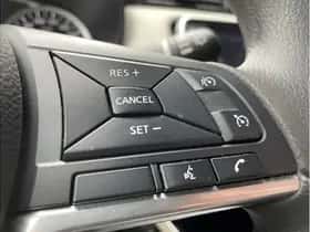 Nissan Micra (2022) thumbnail 15