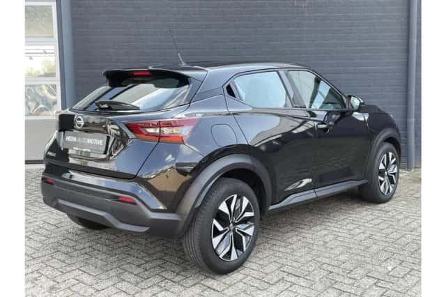 Nissan Juke (2021) thumbnail 2