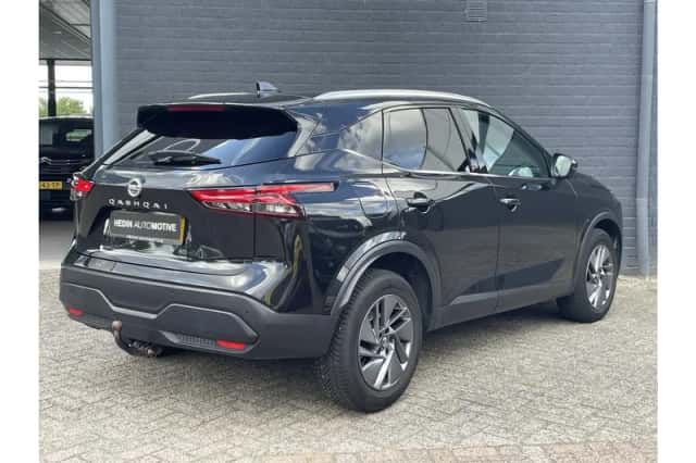 Nissan Qashqai (2022) thumbnail 2