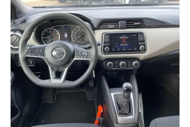 Nissan Micra (2022) thumbnail 3