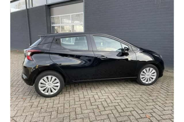 Nissan Micra (2022) thumbnail 22