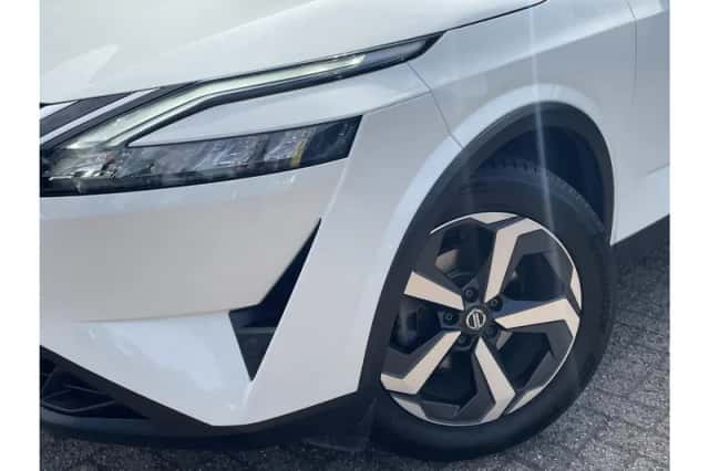 Nissan Qashqai (2022) thumbnail 6