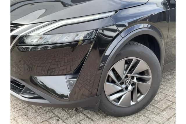 Nissan Qashqai (2022) thumbnail 4