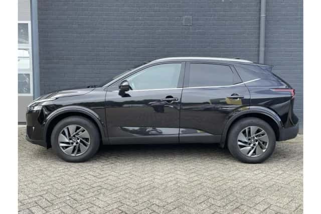 Nissan Qashqai (2022) thumbnail 5