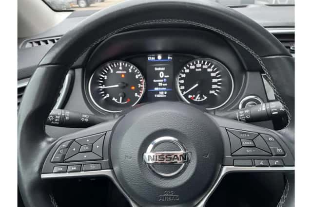 Nissan Qashqai (2021) thumbnail 16