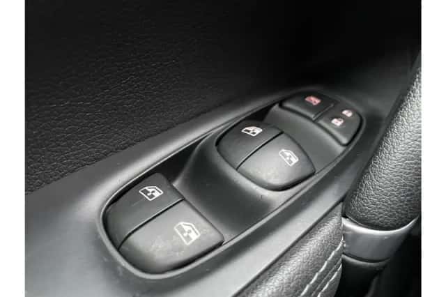 Nissan Qashqai (2021) thumbnail 21