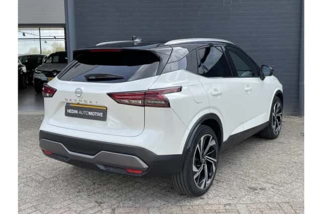 Nissan Qashqai (2022) thumbnail 2