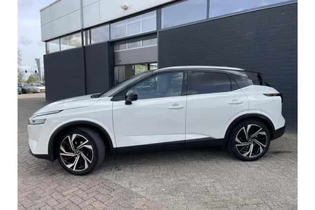 Nissan Qashqai (2022) thumbnail 8