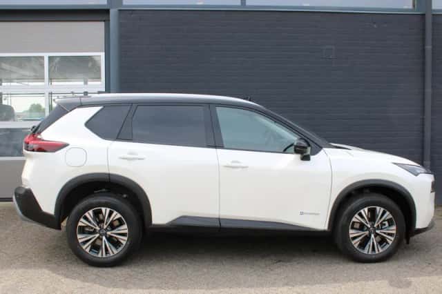 Nissan X-Trail (2025) thumbnail 3