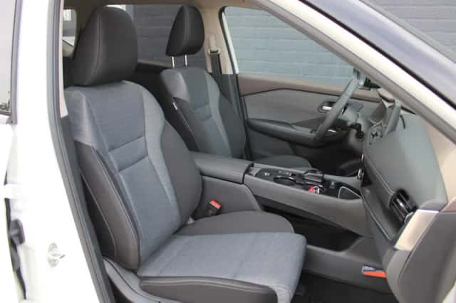 Nissan X-Trail (2025) thumbnail 6