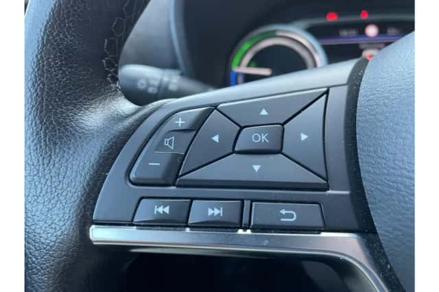 Nissan Juke (2024) thumbnail 17