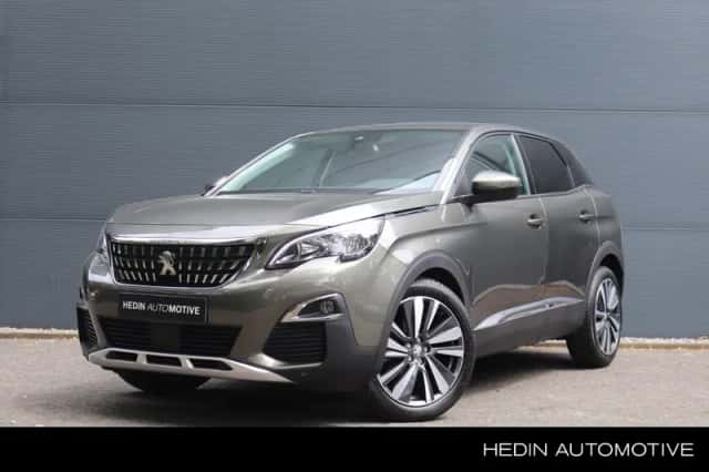 Peugeot 3008 (2018) thumbnail 1