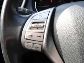 Nissan Qashqai (2017) thumbnail 12
