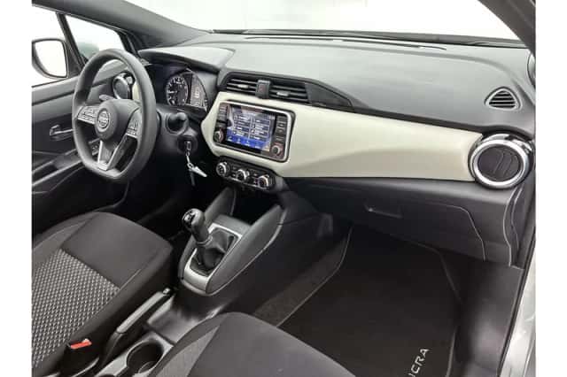 Nissan Micra (2022) thumbnail 17