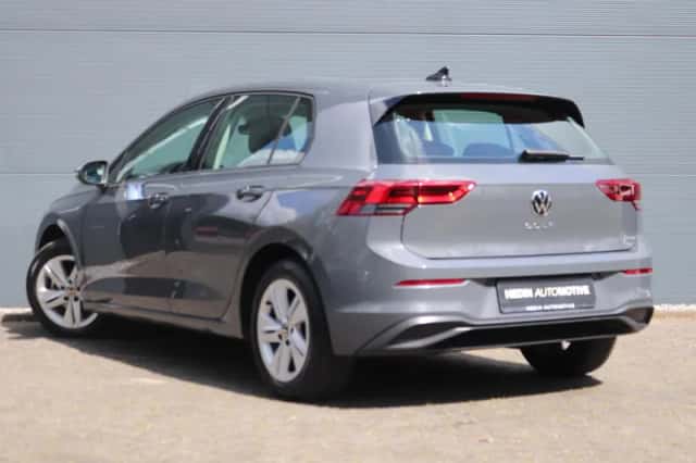 Volkswagen Golf (2021) thumbnail 18