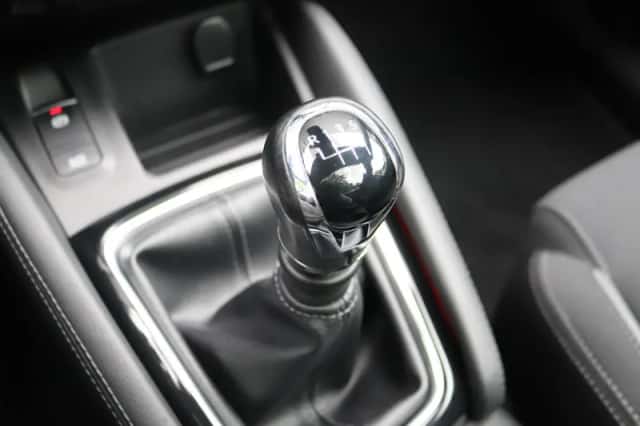 Nissan Qashqai (2019) thumbnail 16