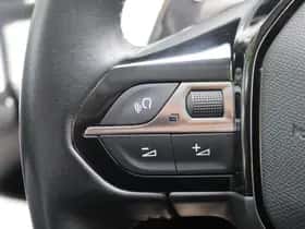 Peugeot 2008 (2020) thumbnail 16