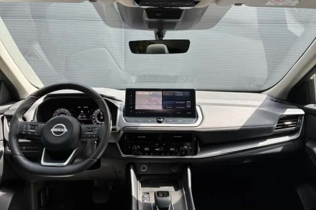 Nissan Qashqai (2024) thumbnail 3