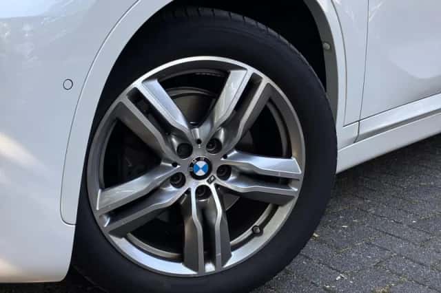 BMW X1 (2018) thumbnail 5