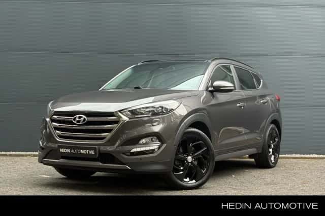Hyundai Tucson (2016) thumbnail 1