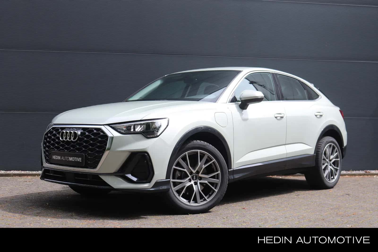 Audi Q3 (2022) — foto 1