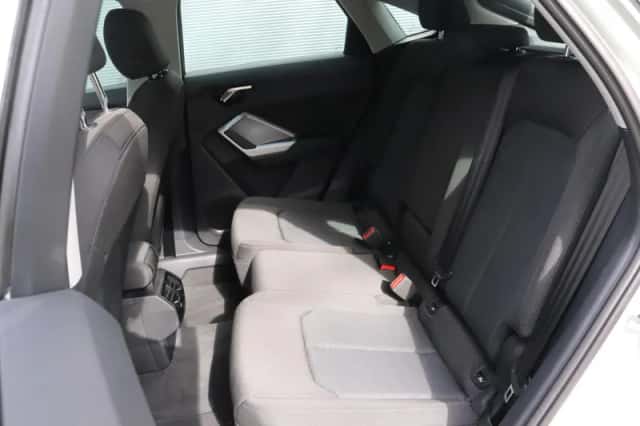 Audi Q3 (2022) thumbnail 22