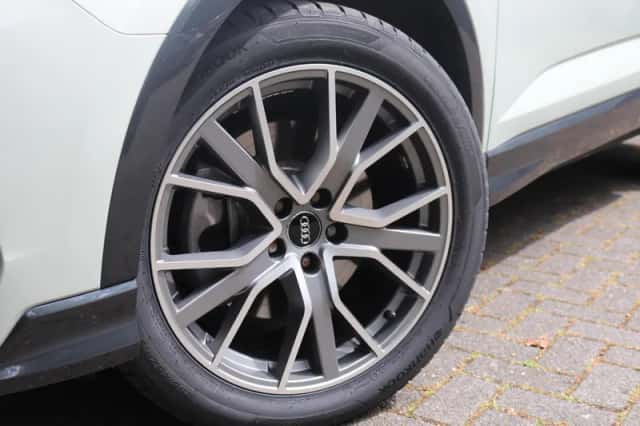 Audi Q3 (2022) thumbnail 5