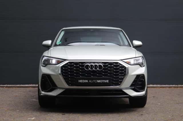 Audi Q3 (2022) thumbnail 7