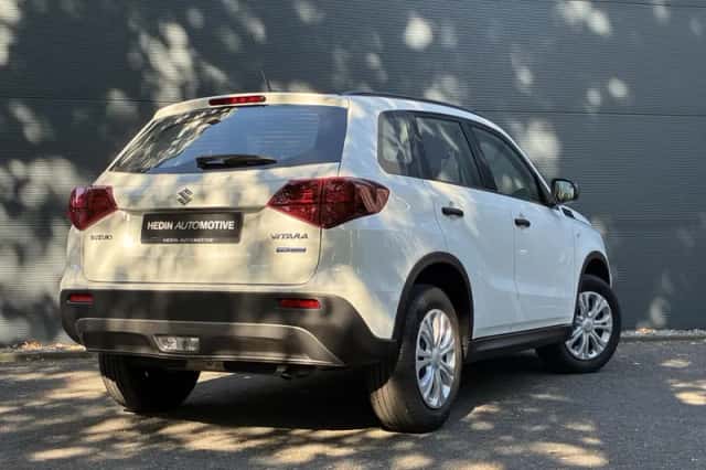 Suzuki Vitara (2024) thumbnail 2