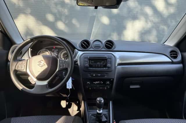 Suzuki Vitara (2024) thumbnail 3