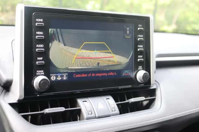 Toyota RAV4 (2019) thumbnail 12
