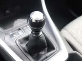 Toyota RAV4 (2019) thumbnail 14