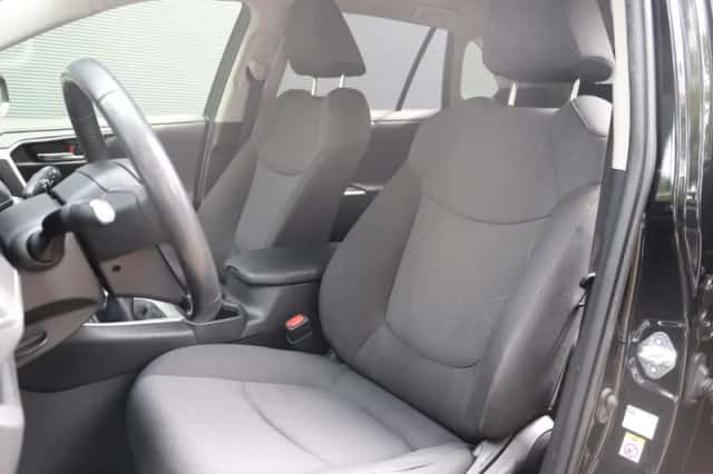 Toyota RAV4 (2019) thumbnail 18