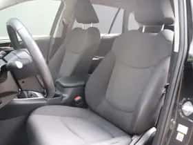 Toyota RAV4 (2019) thumbnail 18