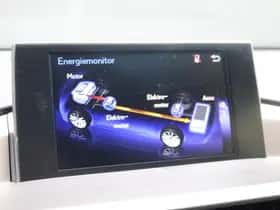 Lexus NX (2017) thumbnail 15