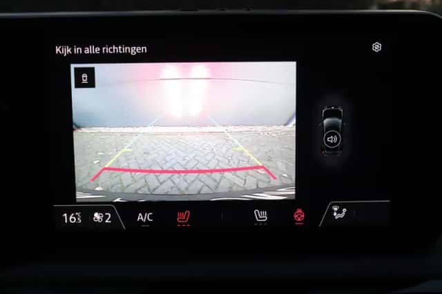 Nissan Micra (2025) thumbnail 25