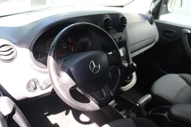 Mercedes-Benz Citan (2013) thumbnail 10