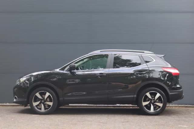 Nissan Qashqai (2017) thumbnail 8