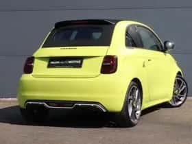 Fiat 500 (2023) thumbnail 2