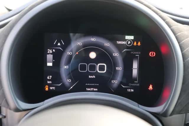 Fiat 500 (2023) thumbnail 17