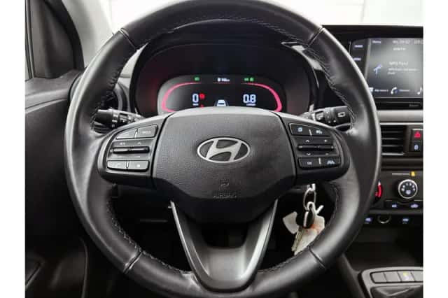 Hyundai i10 (2023) thumbnail 13