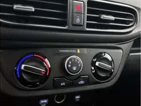 Hyundai i10 (2023) thumbnail 17