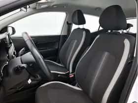 Hyundai i10 (2023) thumbnail 18