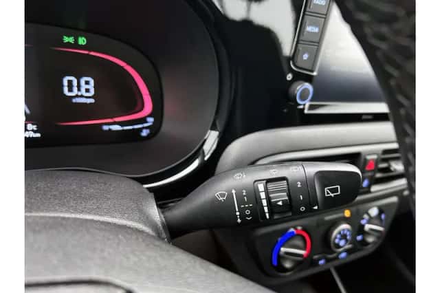 Hyundai i10 (2023) thumbnail 27