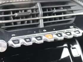 Peugeot 2008 (2025) thumbnail 14